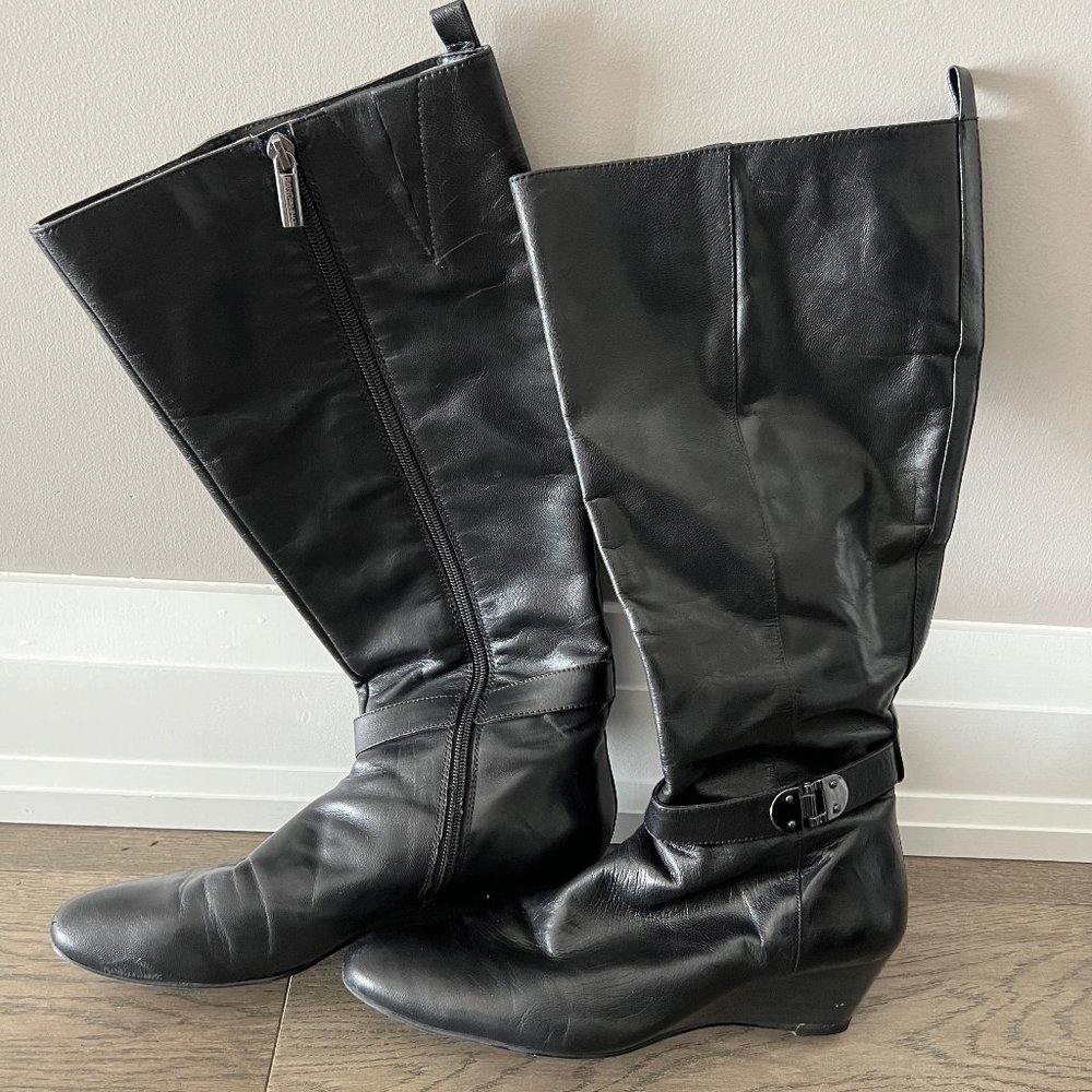 Bandolino Black Leather Wedge Tall Boots - Size 8